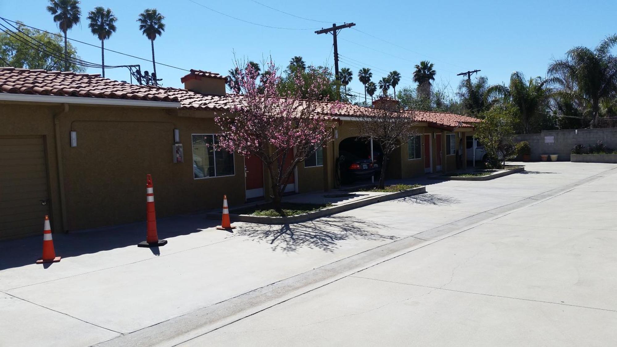 Economy Inn Motel — Photos 3